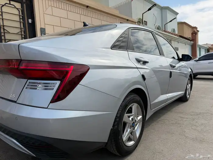 للبيع اكسنت 2024 نظيفه 6