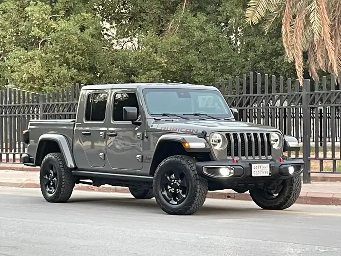 جيب رانجلر جلاديتور 2021 روبيكون نظيف جدا بحال الوكاله 25