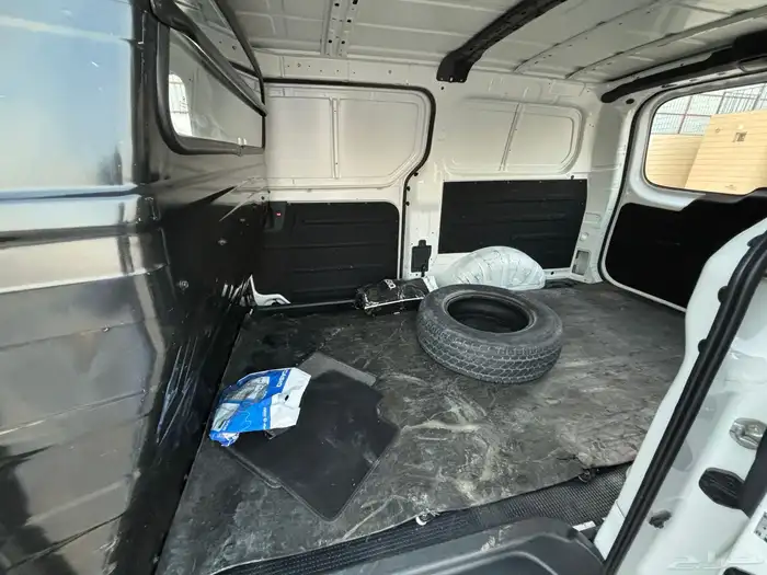 هونداي H1 اتش ون 2021 بضاعه بنزين سعودي 13