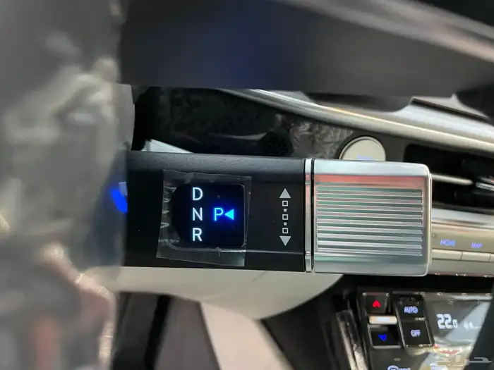 هواندي ازيرا 2026 كلاسيك خليجي داخلي اوف ويت( بنزين) 6سلندر 16