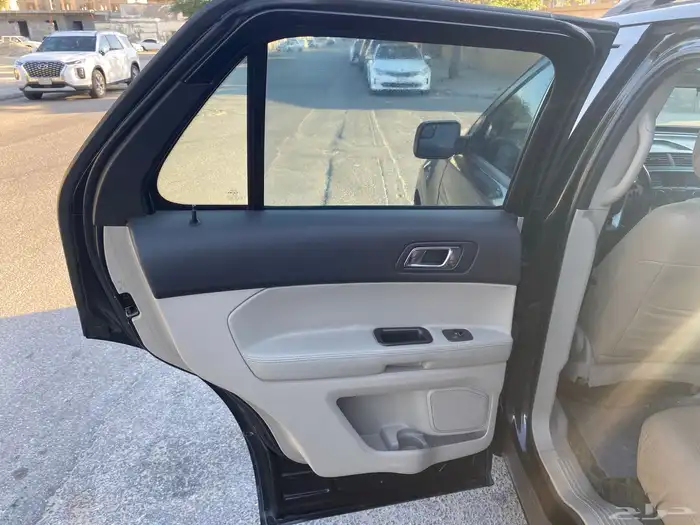 فورد اكسبلورر 10