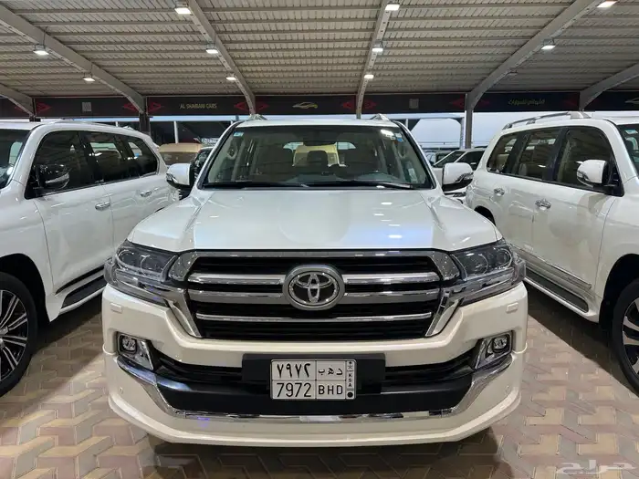 لاندكروزر 2019 GXR تورنق 2