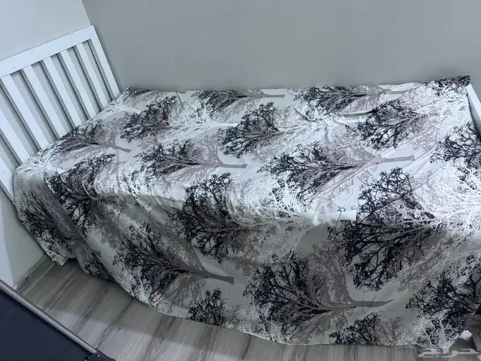 سرير حديد مع المرتبه 1