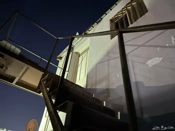 ورشه او مستودع تقبيل في القطيف التركيه الصناعيه 7