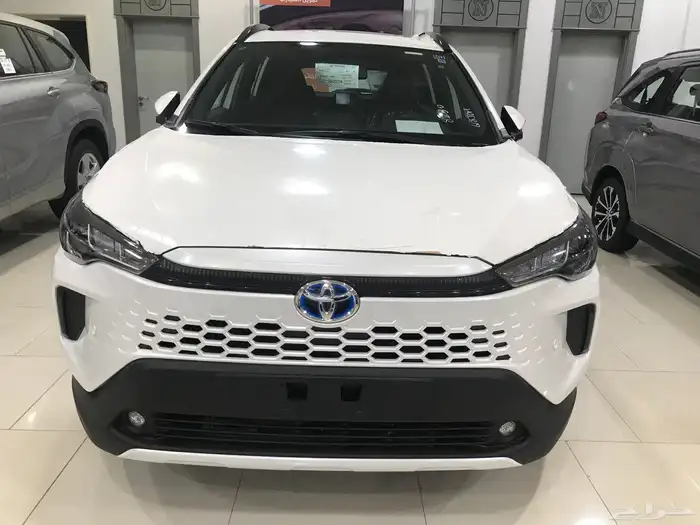 تويوتا كورولا كوروس 2025 نص فل XLE هايبرد 0