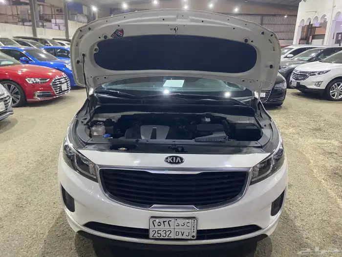 كيا كارنيفال 2016 22