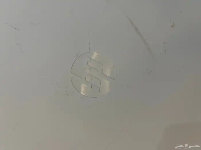 طابعه نظيفة جدا بدون سلك يحتاج سلك بس 3