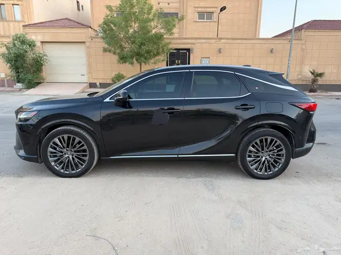 لكزس RX350 BH 2023 7