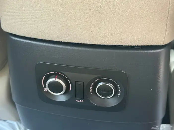 ميتسوبيشي باجيرو 2020 19