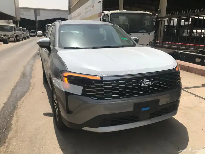 فورد تيريتوري 2026 بجميع الفئات ( امبيانتي-ترند-تيتانيوم) 8