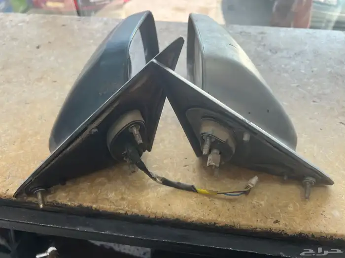 مرايات كامري 2000 أمريكي 0