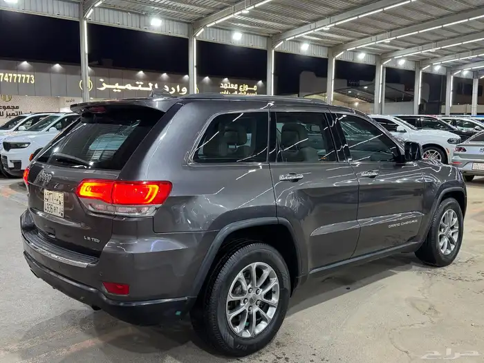 جراند شيروكي ليمتد 2014 (( بحالة ممتازة )) 9