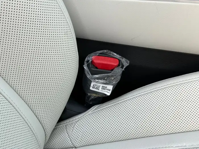 هونداي ازيرا 2023 فل بانوراما ( بحالة ممتازة ) 18