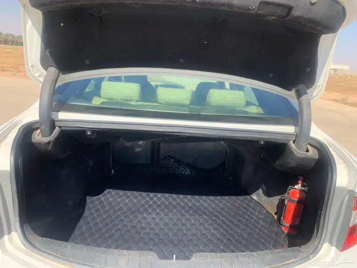 للبيع ازيرا 2012 فل كامل 2