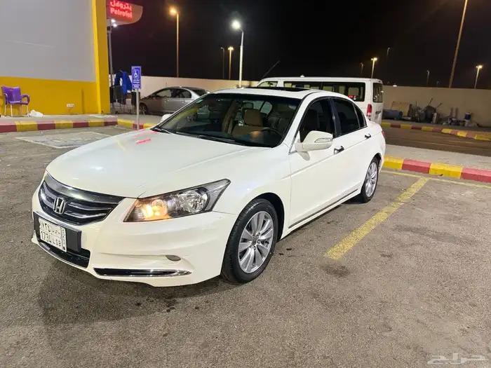 هوندا اكورد 2011 2