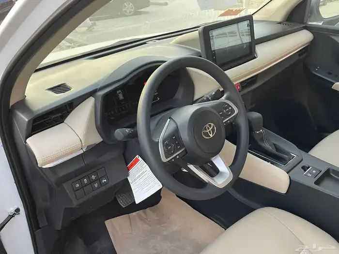 تويوتا يارس 2026واي بلس سعودي ( بنزين) 1.3L 11