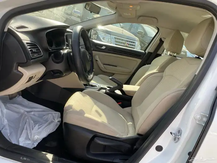 رينو ميجان موديل 2020 سياره حلوه للمستخدم سعر طيب 12