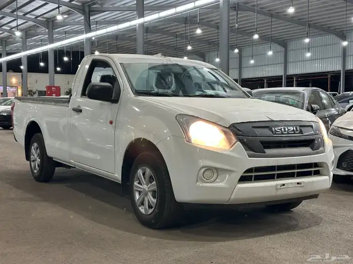 ايسوزو غماره ديزل فل زجاج كهرباء 5 شنكل موديل 2025 0