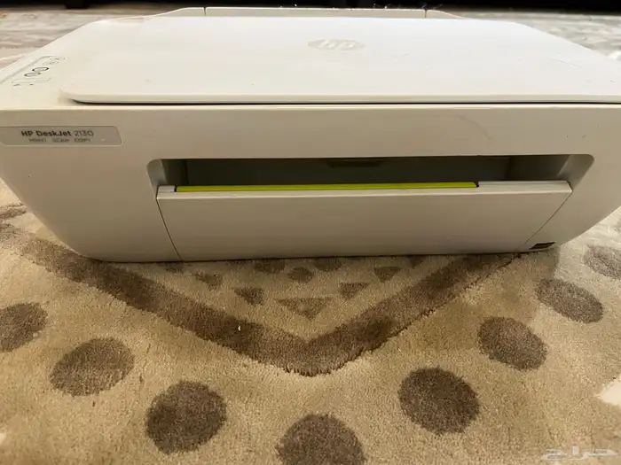 طابعه نظيفة جدا بدون سلك يحتاج سلك بس 10