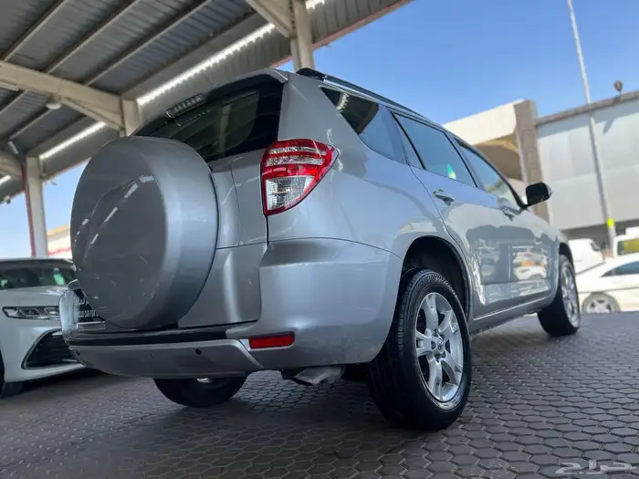 تويوتا راف فور2012 16