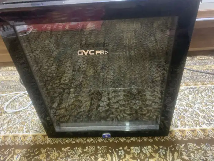 ثلاجة مشروبات جي في سي برو شبه جديدة50لتر 2