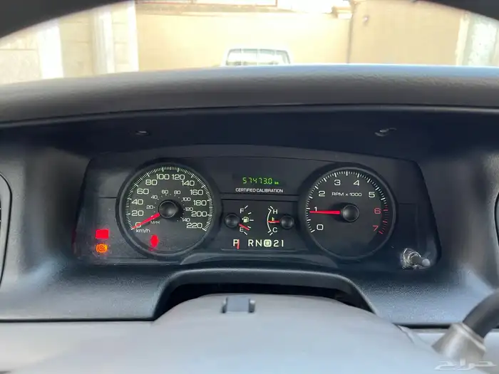 فورد فكتوريا 2006 فدرالي عداد 57 الف 18