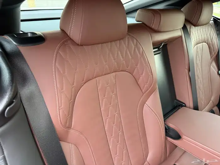 بي ام دبليو X6 2022 M50i kit m - ناغي 8 سلندر 24