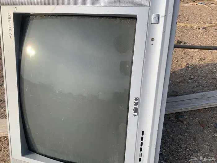 السلام عليكم يوجد عندي اغراض للبيع 8