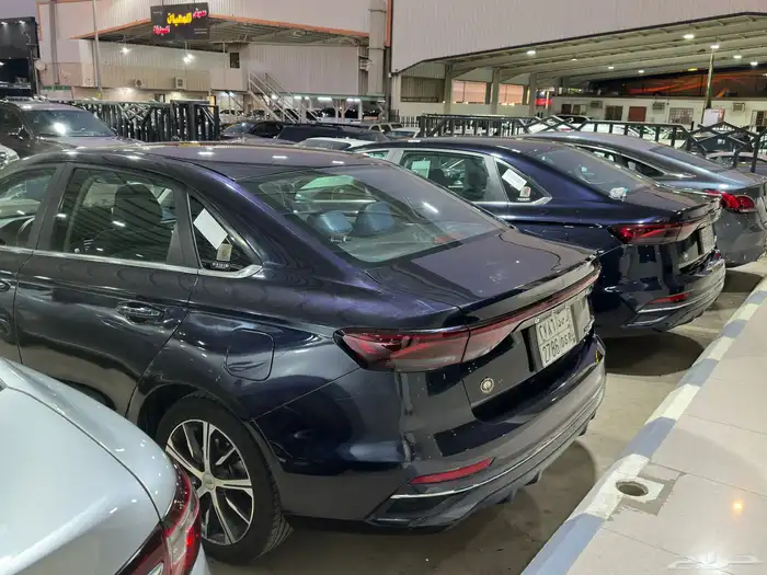 للبيع مجموعه جيلي امجراند 2023 السعر يبدا 28 ألف وكثر 3