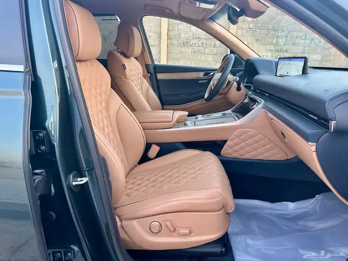 للبيع جينيسس GV80 شبه اصفار مخزن بحالة الوكالة 54