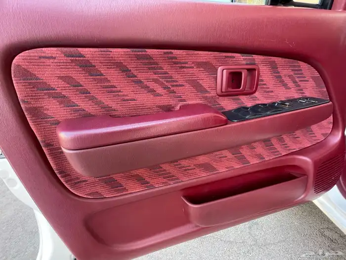 تويوتا - هايلوكس-2001-GLX-غمارتين- بنزين- قير عادي 11