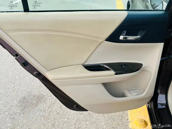 هوندا اكورد 2014 فل كامل نظيف جدا 46