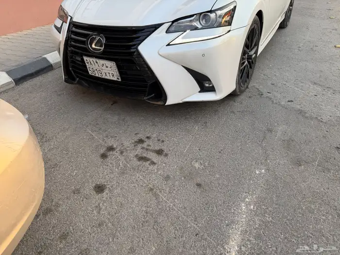 صدام وشبك لكزس gs 2019 2
