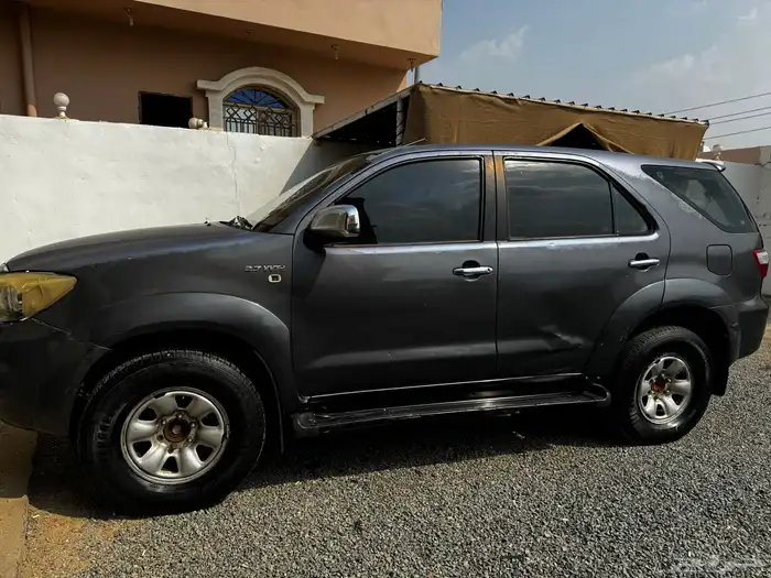 فورتشنر موديل 2009 3