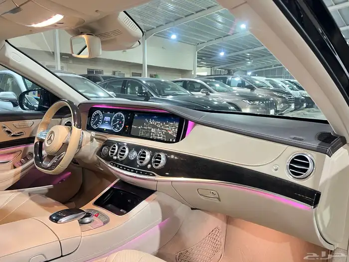 مرسيدس s400 مخزنه عداد 77 الف جفالي 4 ازارير وكاله 47