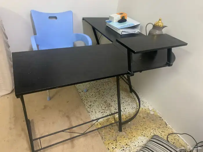 مكتب نظيف ومريح للشغل والعمل 3