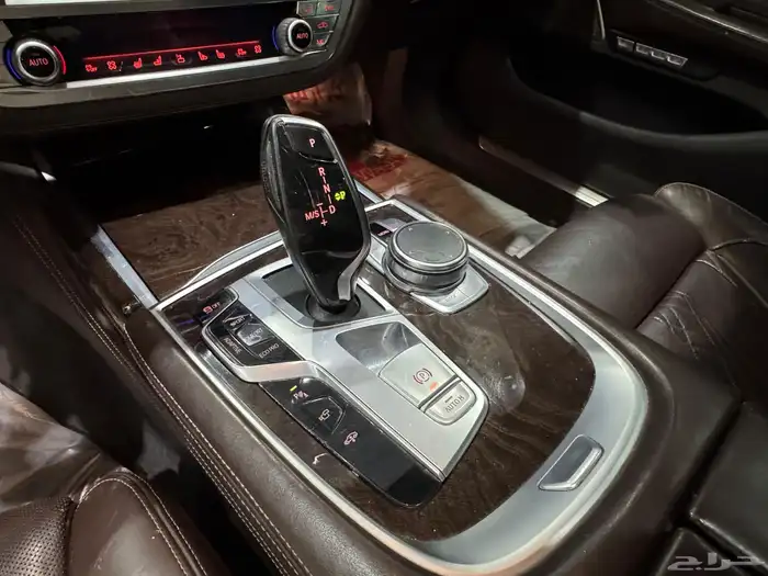 بي ام دبليو 740Li 2016 9