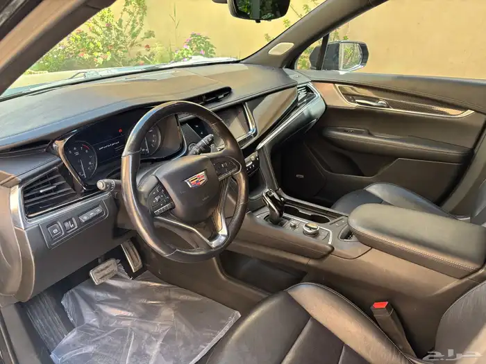 كاديلاك Sport فل الفل مواصفات نادره (ممشى قليل) 35