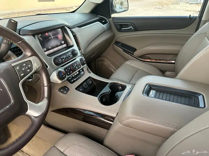 يوكن 2015 SLT اعلئ فئة وكالة 56