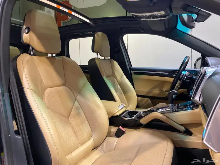 بورش كايين 2016 بحالة نظيفة 15