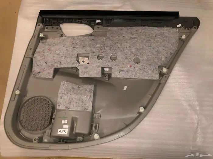 ديكور باب خلفي سنترا 2012-2024 أصلي وكالة 2