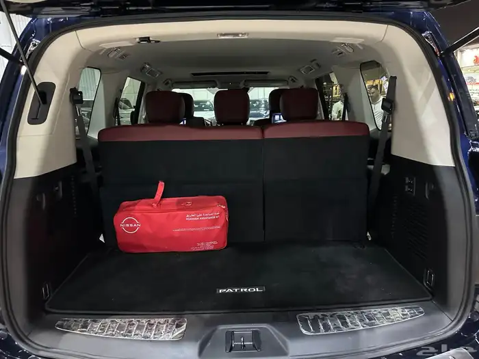 نيسان باترول بلاتينيوم موديل 2024 فل كامل 8 سلندر 24