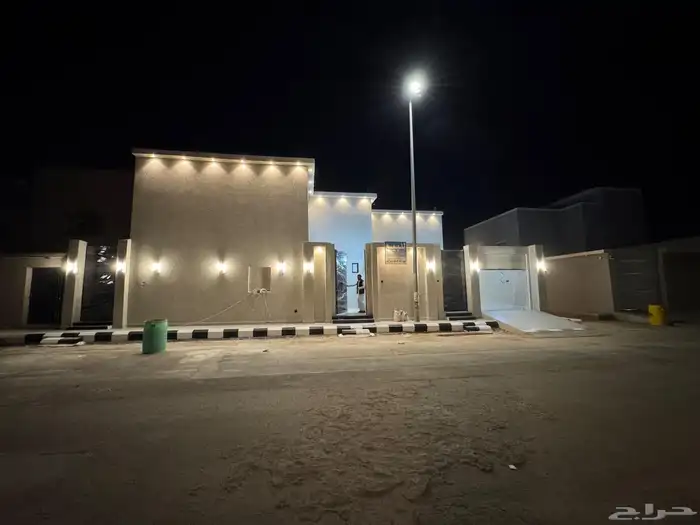 دور للبيع شرق السويفله 2