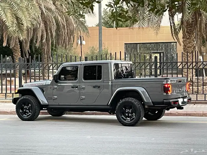 جيب رانجلر جلاديتور 2021 روبيكون نظيف جدا بحال الوكاله 11