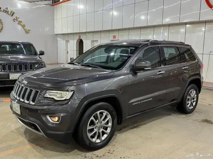 جراند شيروكي ليمتد 2014 (( بحالة ممتازة )) 4