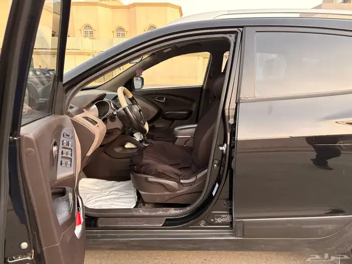 Urgently Sale Hyundai Tucson 2015 4