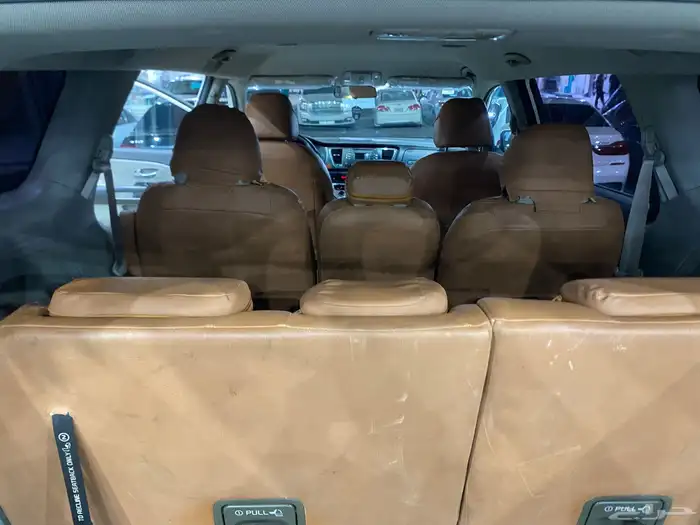 كيا كارنيفال 2016 18