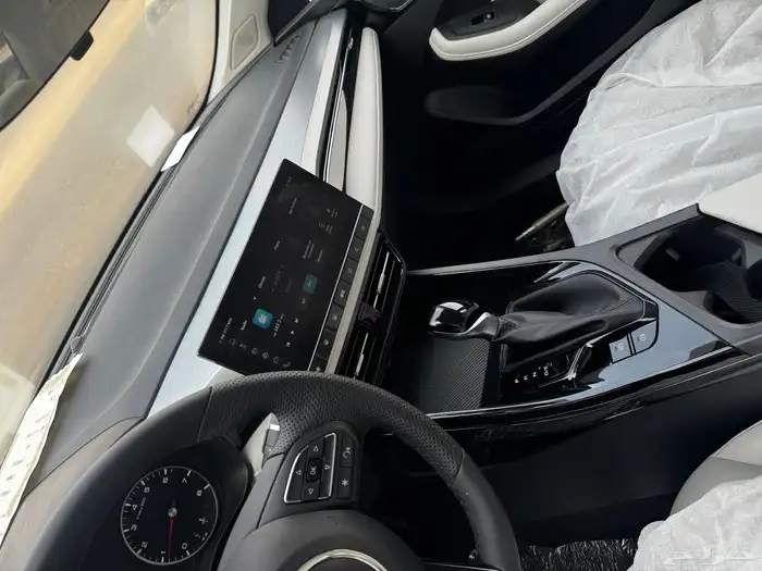 ام جي فايف موديل 2025 11