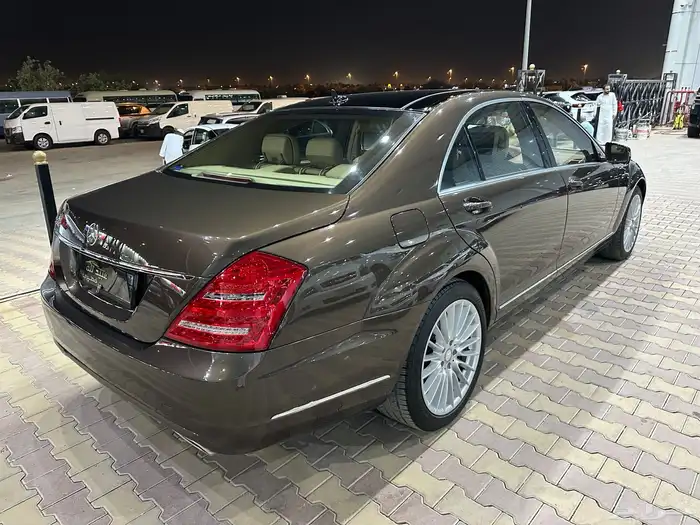 مرسيدس S500 موديل 2011 فل كامل 25