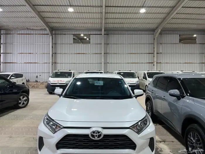 راف فور 2025 دفع رباعي ممشى قليل 0